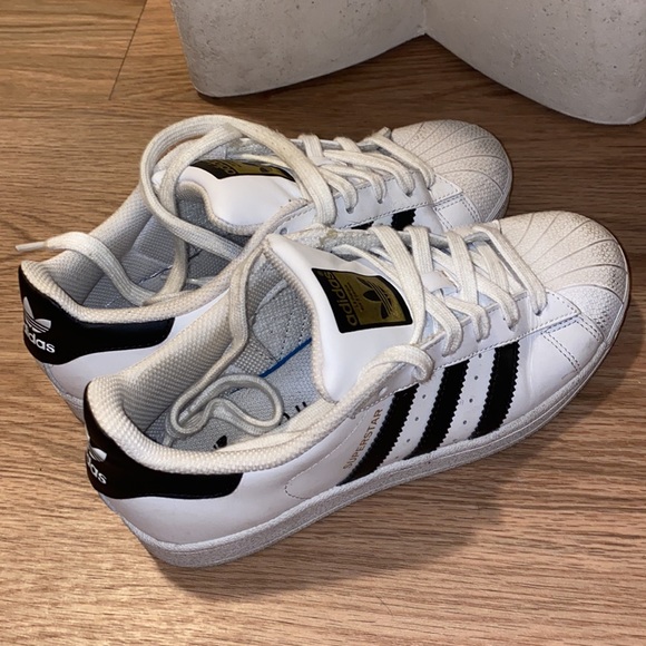 ///Adidas Superstar💫 - Picture 11 of 12
